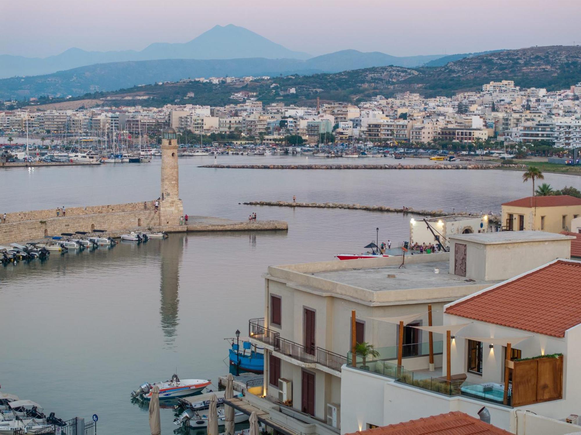 Rettimo Suites, Experience Luxury In The Heart Of Rethymno Kültér fotó